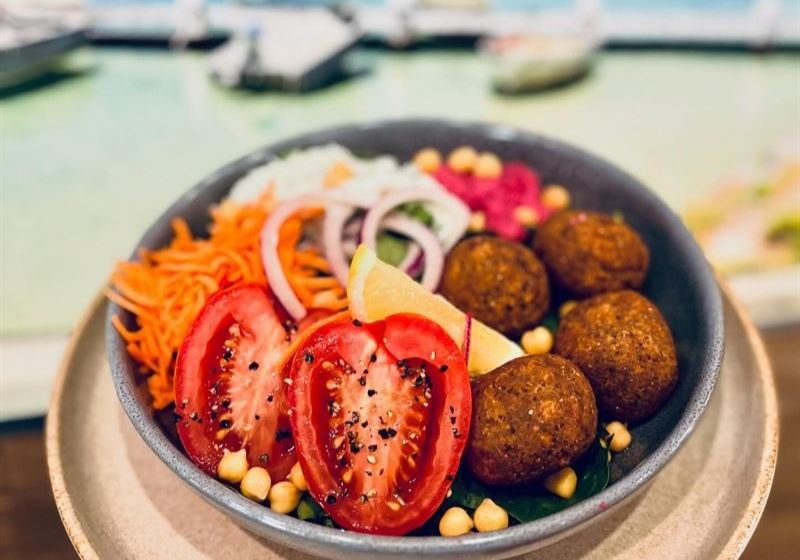 Savouring the Green: Top Venues for Plant-Based Dining
