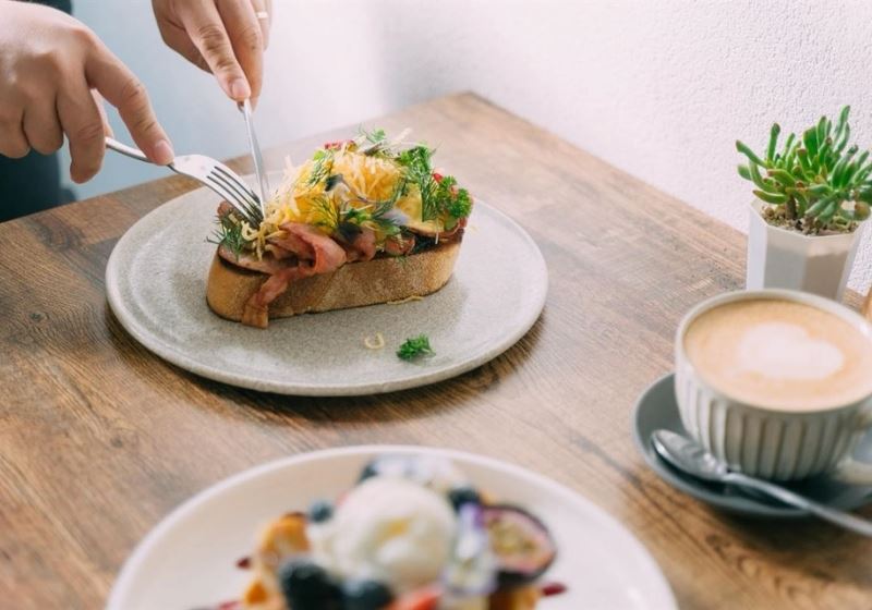 Feasting for Generosity: Five Australian Venues Where Plates Overflow