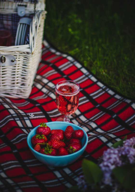 How to Pack the Perfect Picnic
