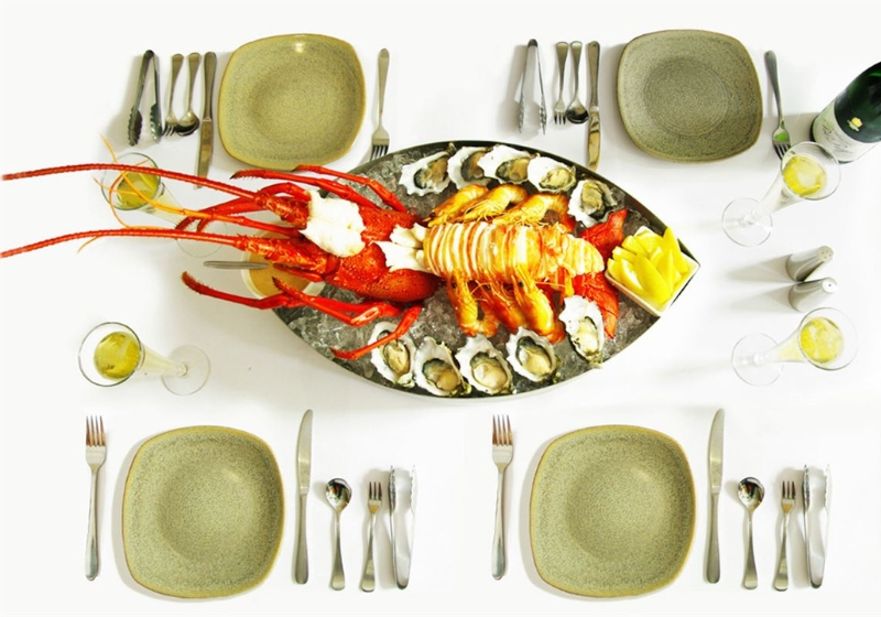 Local Gems: Must-Visit Restaurants with a Devoted Following
