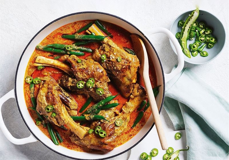 Embark on a Culinary Adventure: Where to Go When You Want a Bit of Buzz With Your Bite
