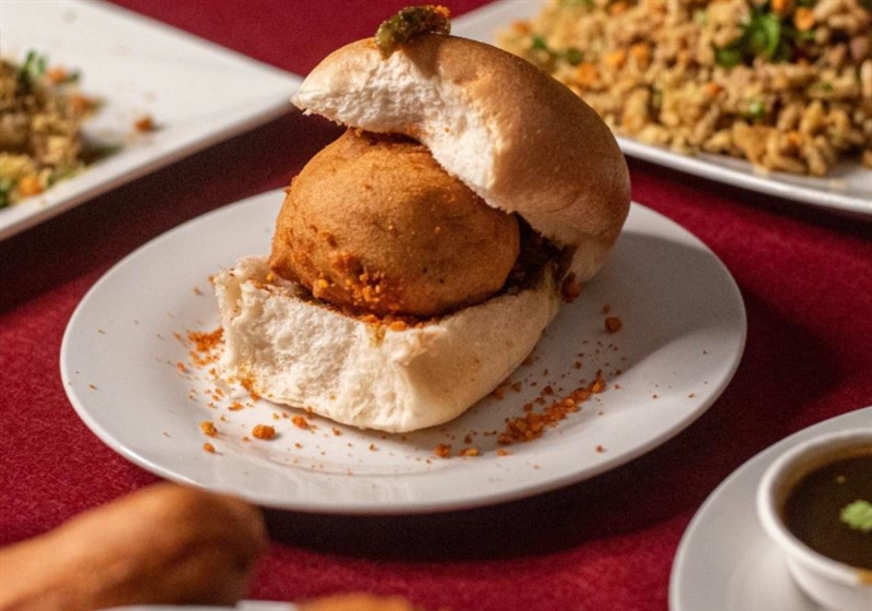 Quiet Escapes: The Best Restaurants for Intimate Dinners in the City