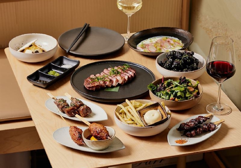 Melbourne's Culinary Gems: A Taste of Dining Delights