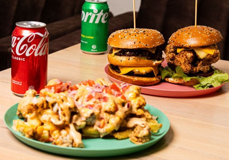 Melbourne's Culinary Gems: A Taste of Dining Delights