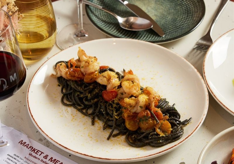 Chic Culinary Retreats: Top Spots for Stylish Dining & Drinks