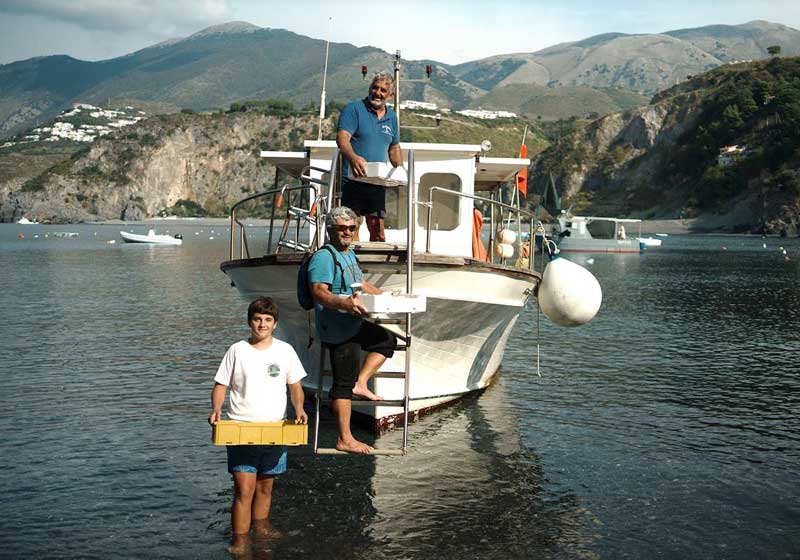 Discover Northern Calabria: Fishing Traditions & Coastal Beauty with Vera Italia