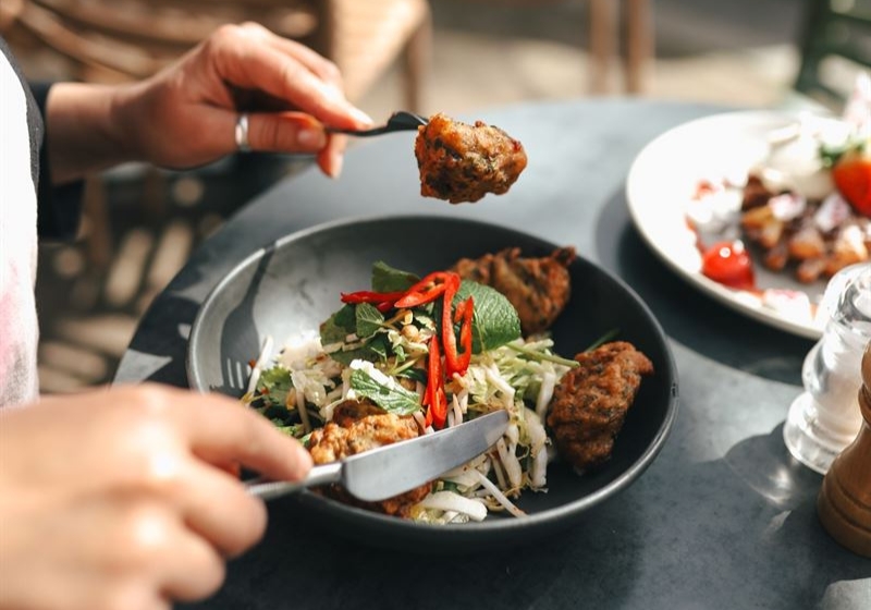 Brunches That Balance Both: Delightful Dining Experiences