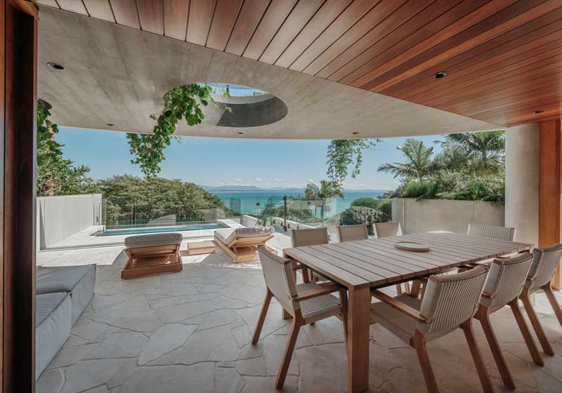 ESTE Wategos Byron Bay: A Luxury Beachfront Retreat Blending Ocean, Rainforest & Relaxed Elegance