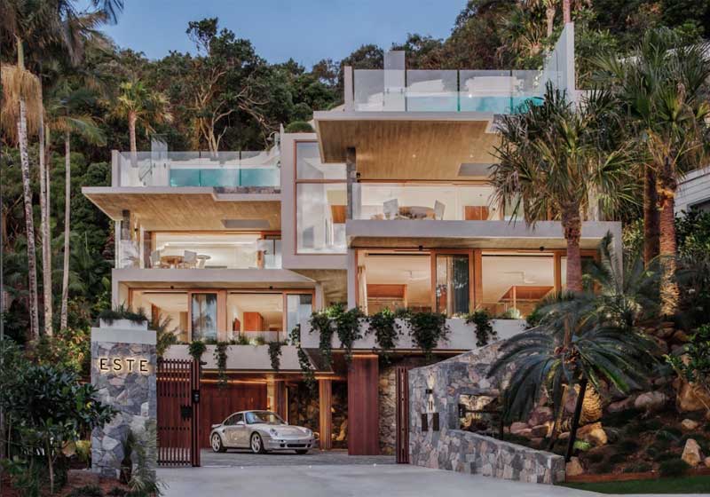 ESTE Wategos Byron Bay: A Luxury Beachfront Retreat Blending Ocean, Rainforest & Relaxed Elegance