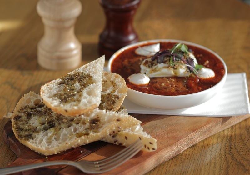 Front Row to Flavour: Discovering the Best Street-Front Spots for Culinary Delight