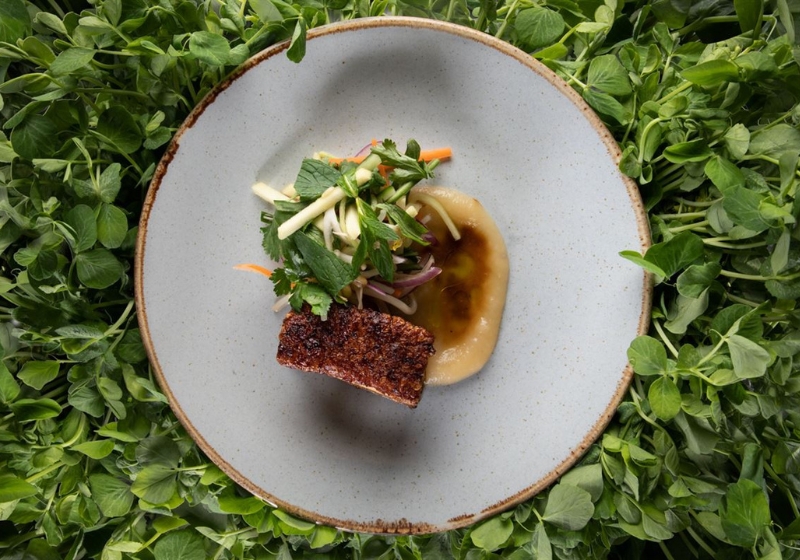 Front Row to Flavour: Discovering the Best Street-Front Spots for Culinary Delight