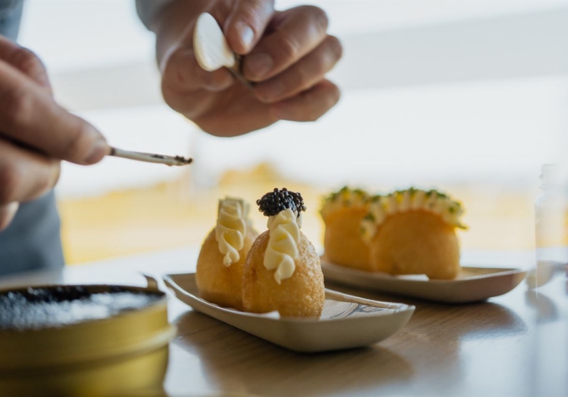 Savour the Season: Discovering Dining Experiences with Locally-Sourced and Seasonal Menus