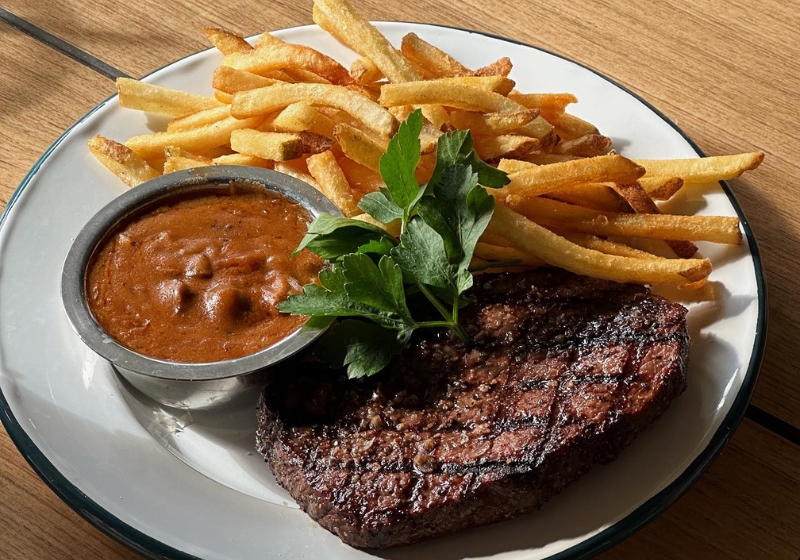 Aussie Pubs Nailing the Food Game: Discover the Best Dining Experiences