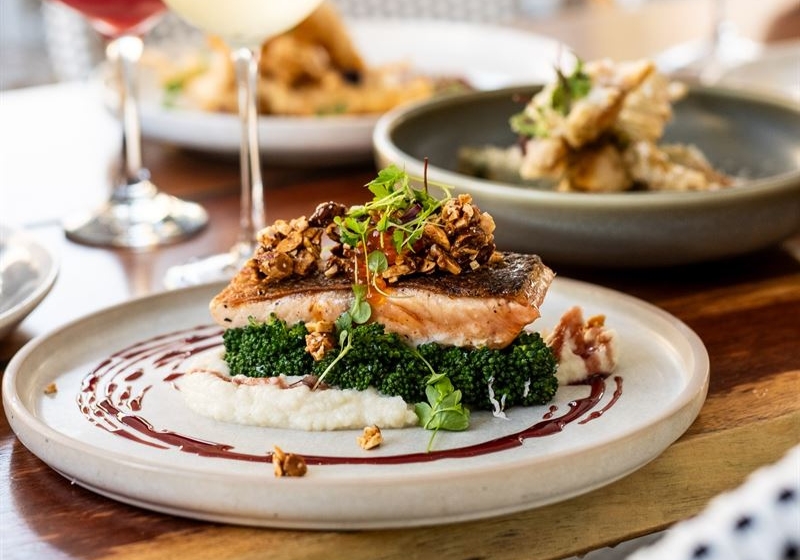 Gather and Savour: The Art of Dining Out in Style