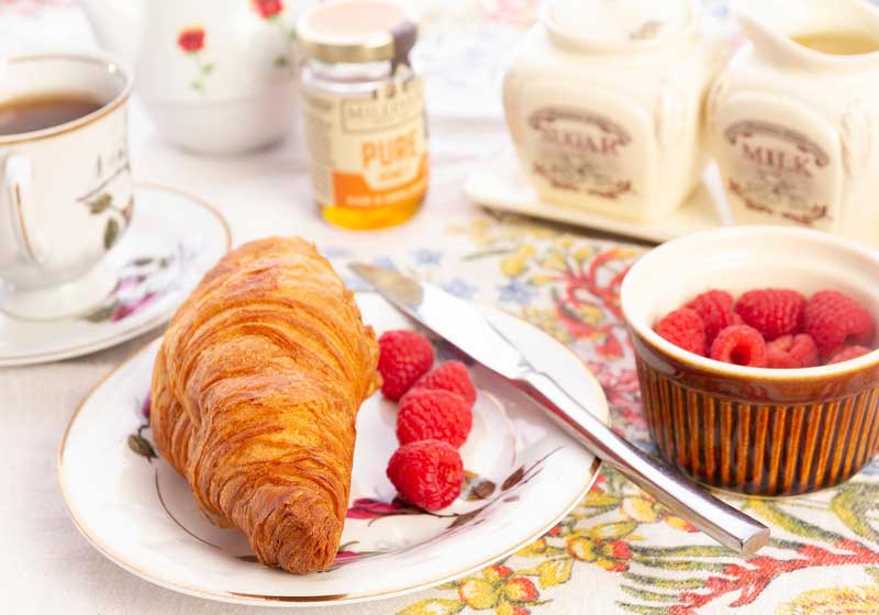 Setting the Perfect Brunch Table