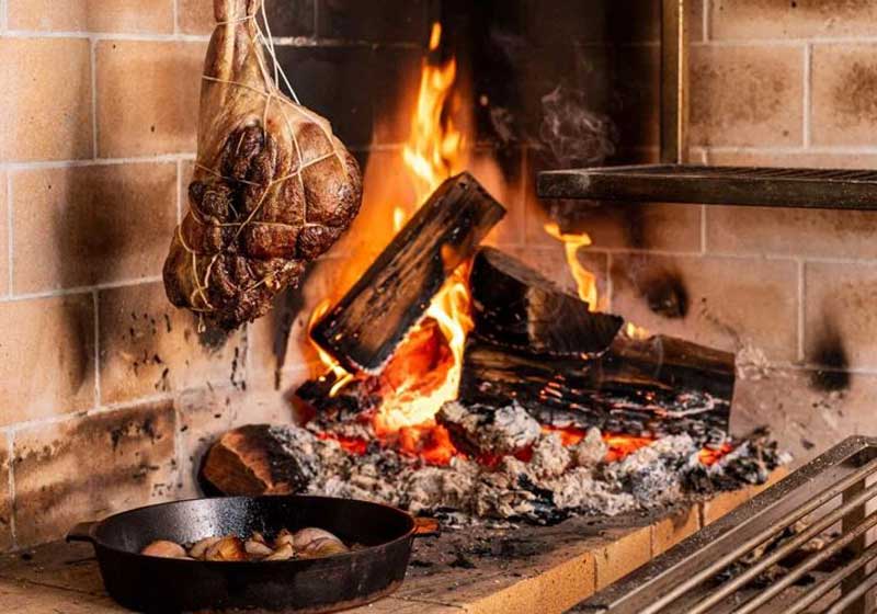 The Woodshed at Kin Kin Hotel – A Rustic Fine Dining Experience