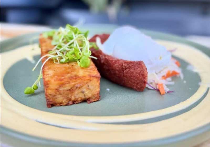 Best Breakout Brunch Cafés in Australia – Coastal Views, Retro Charm & Local Favourites