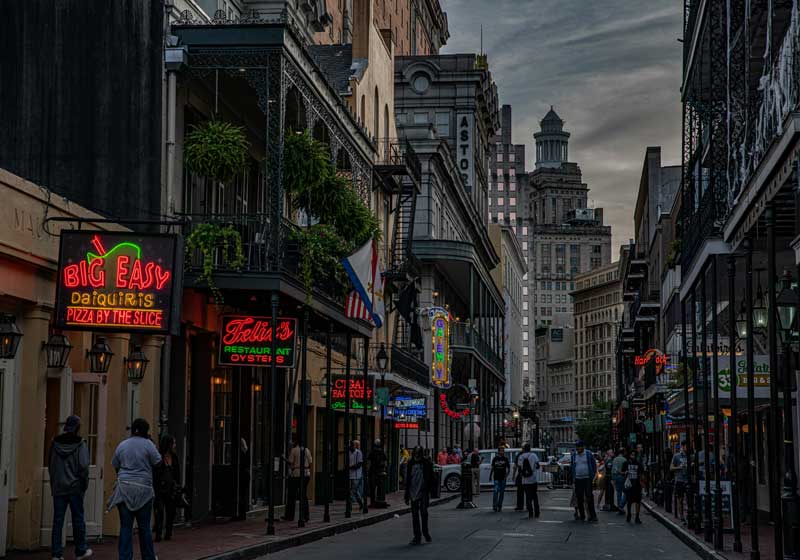New Orleans: Music, Food, and Festivals That Steal Our Hearts