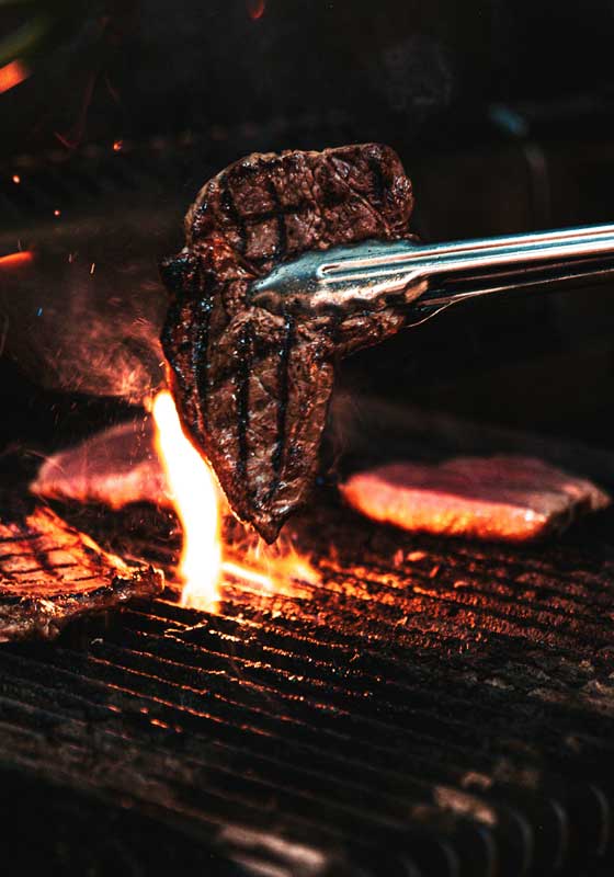 Reverse Sear vs Open Flame: Which Cooking Method Reigns Supreme?