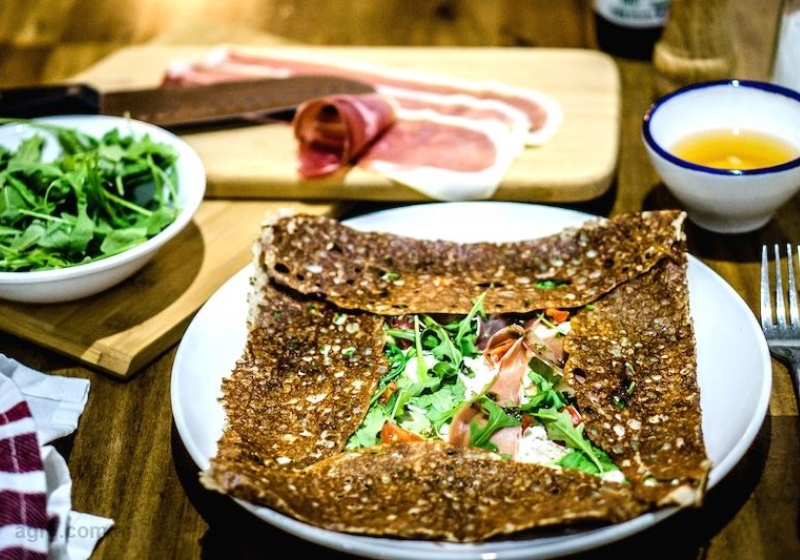 Savouring the Flavours of Melbourne: A Culinary Tour of Exceptional Eateries