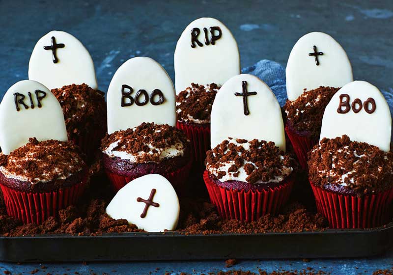 5 Frightfully Fun Halloween Recipes – Spooky Treats, Creepy Eats & Sweet Scares
