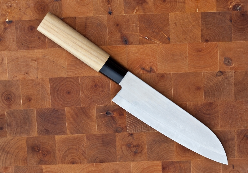 Blade to Bone: The Fish Knife Buyer’s Guide for Home Chefs Who Know Better