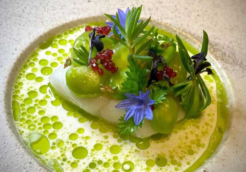 5 Chef-Hatted Restaurants Showcasing Australia’s Finest Dining Experiences