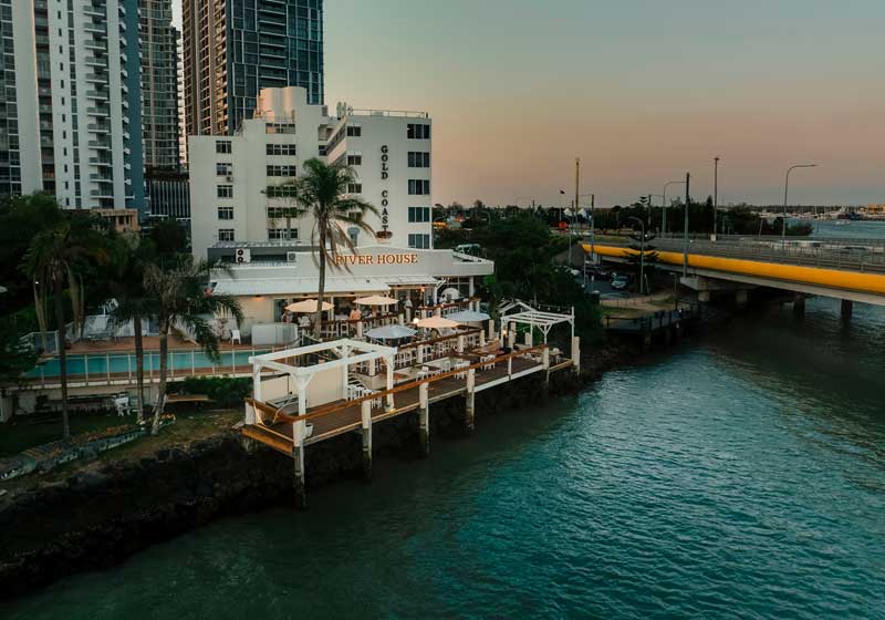 River House: Where the Gold Coast Dines by the Water in Elegant Ease