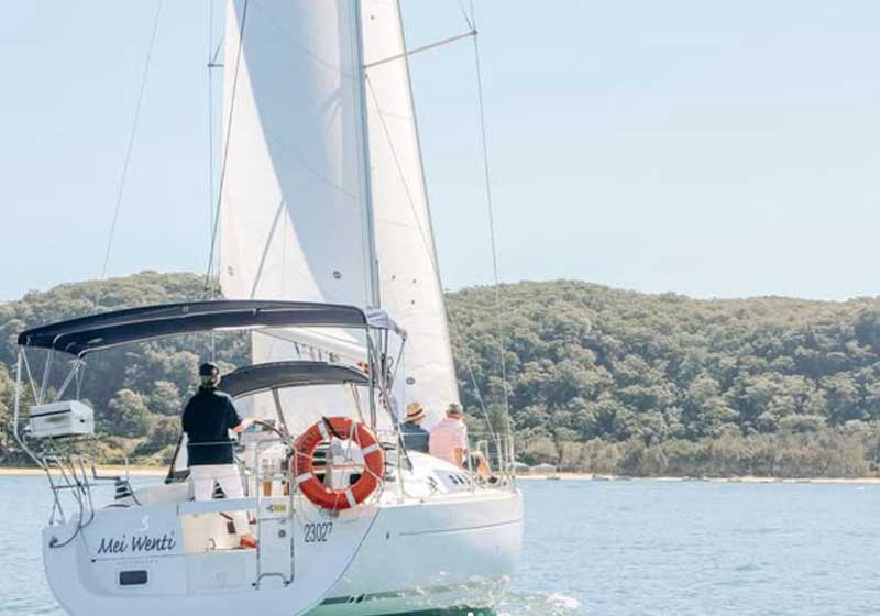 Superyachts & Seafood Towers: The Rise of Ultra-luxury Coastal Dining in Australia