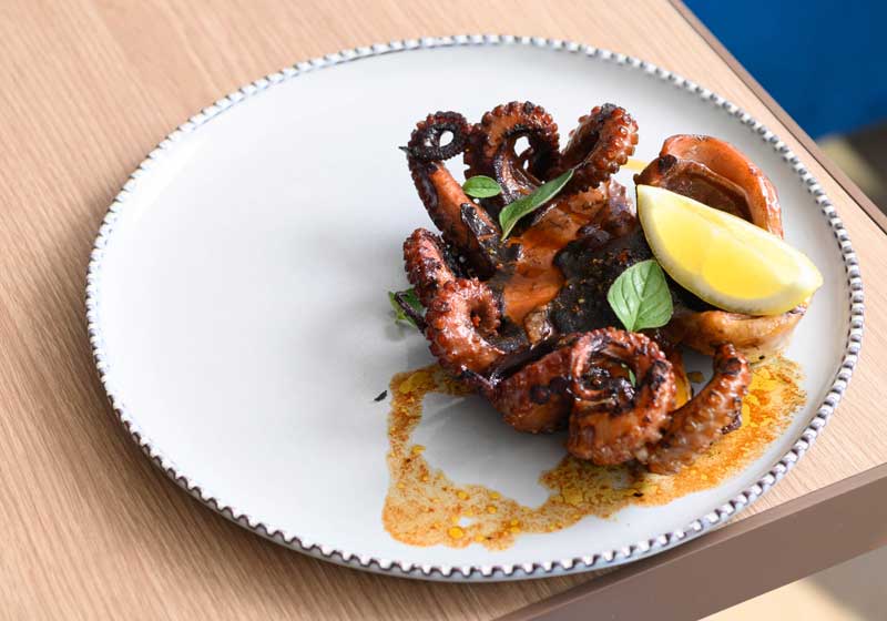 Bayside Brilliance: Sea, Sun and Share Plates Star at Porta Dining