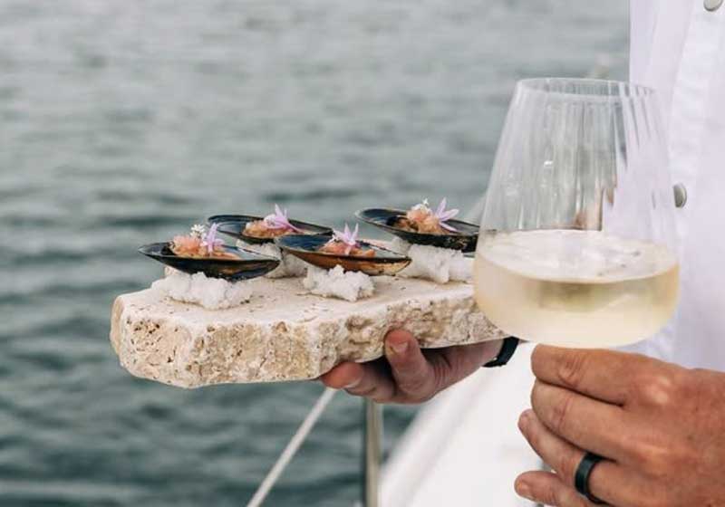 Australia’s Best Coastal Restaurants: Dine by the Sea from Louth Island to the Whitsundays