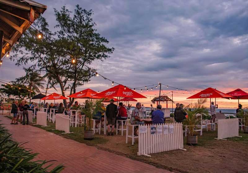 Coastal Dining in Australia: 6 Stunning Seaside Venues for Unforgettable Ambience