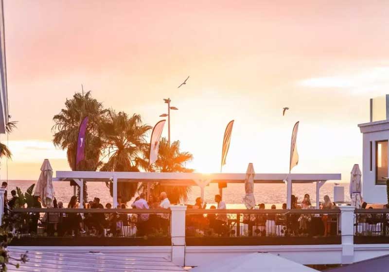 Coastal Dining in Australia: 6 Stunning Seaside Venues for Unforgettable Ambience