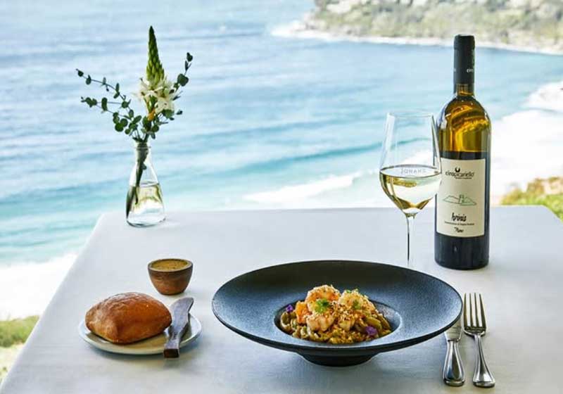 Coastal Dining in Australia: 6 Stunning Seaside Venues for Unforgettable Ambience