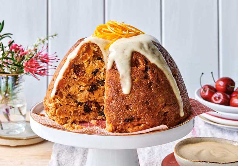 Pudding Your Best Foot Forward: 5 Festive Christmas Puddings with a Delicious Twist