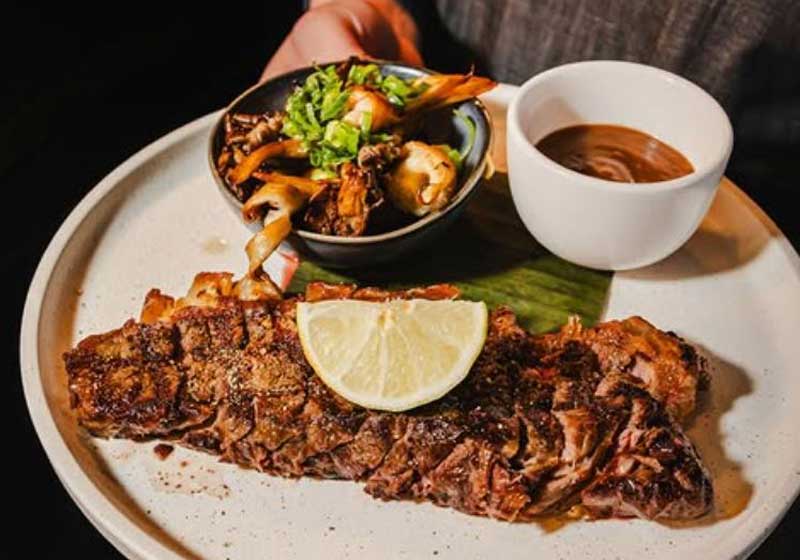 Festive Dining in Australia: Celebrate Christmas at These 5 Exceptional Restaurants