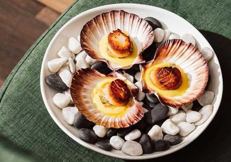 Discover 5 Chef-Hatted Restaurants Offering Exceptional Dining Experiences