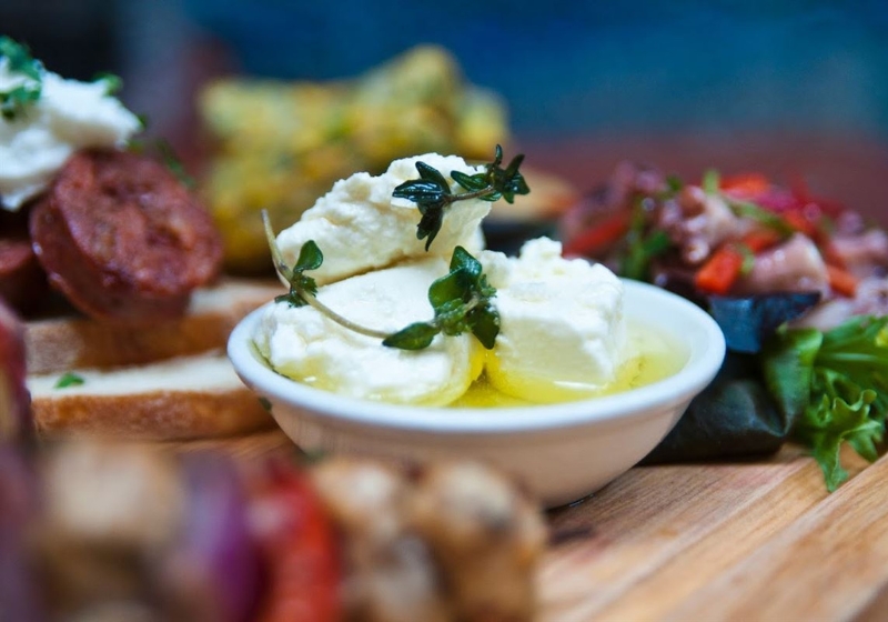 Hidden Culinary Gems: Delightfully Tucked Away Venues Worth Discovering