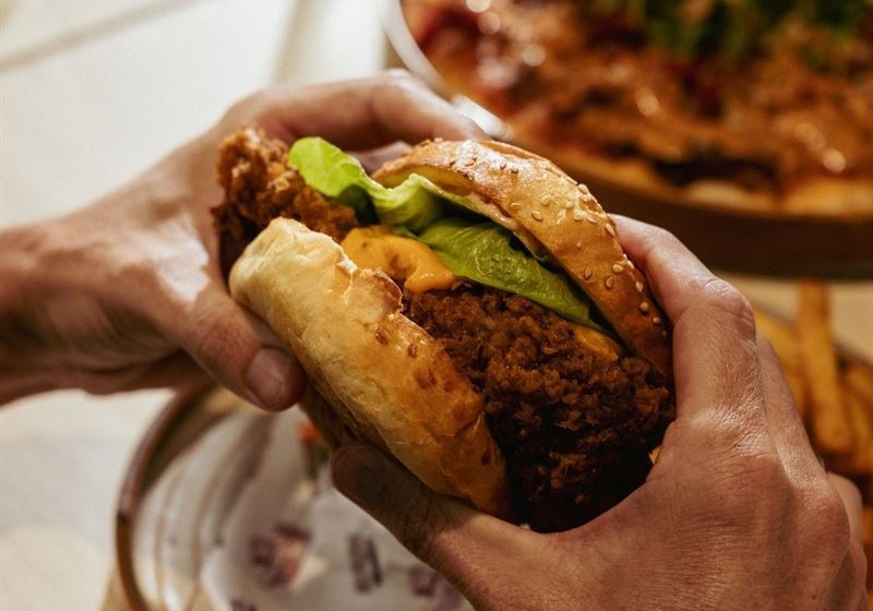 Bars with Serious Style: A Sophisticated Exploration of Australia’s Trendiest Venues