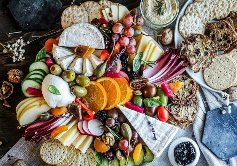 Put Your Best Board Forward: Australia’s Trending Platters, Grazing Boards & Serving Ware for 2025