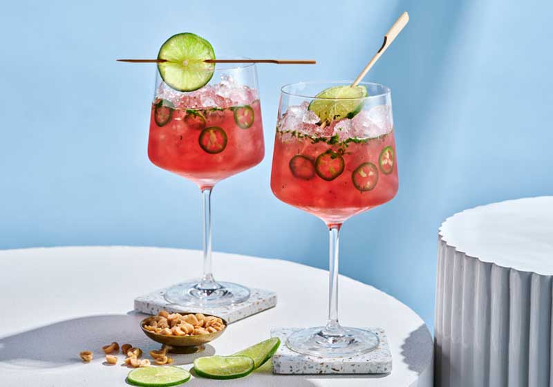 5 Fun, Booze-free Mocktails for Summer: No-jitos, Tea Coolers & Spicy Kombucha Fizz