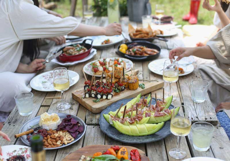 How to Host a Summer Garden Party: Easy Tips for a Relaxed, Gorgeous Day Outdoors