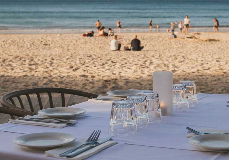 Australia’s Best Alfresco Dining Spots: Beachfront, Vineyard & Lakeside Long Lunches