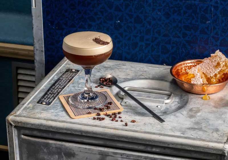 Garden to Glass: The Rise of Botanical Cocktails