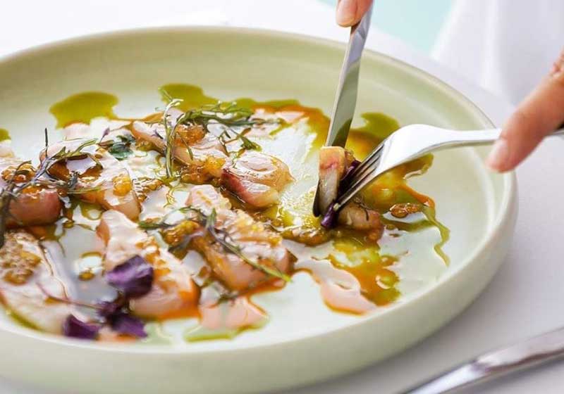 The Long Lunch: Celebrating the Christmas Table