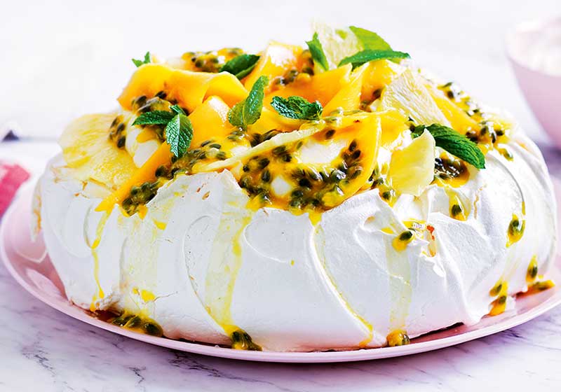 Battle of the Christmas Desserts: Pudding v Pavlova v Trifle