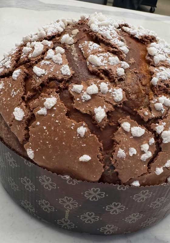 Battle of the Christmas Bread: Stollen v Panettone