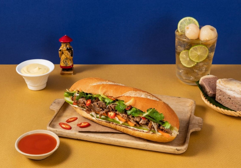 Grab It While It’s Hot! Exploring the Best Street Food Venues