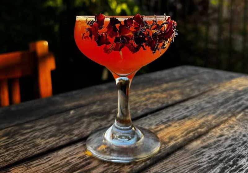 5 Must-visit Wine Bars for Your Next Night Out