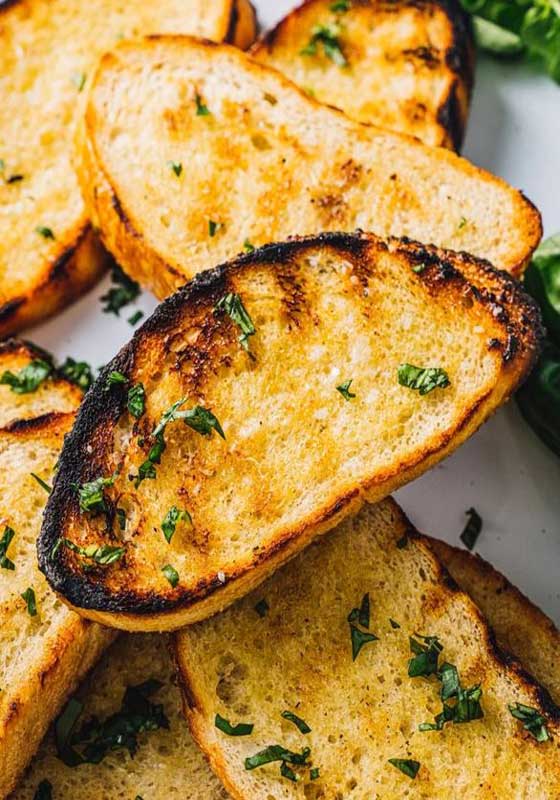 The Rise of Mediterranean Comfort Without Excess: Slow Rituals, Simple Ingredients, Deep Calm